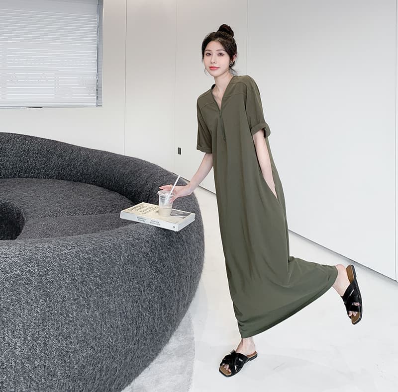 きれいめカジュアル スキッパーネック半袖ロング丈ゆったりシャツワンピース