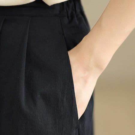 きれいめカジュアル タック入りゆったりミモレ丈フレアスカート