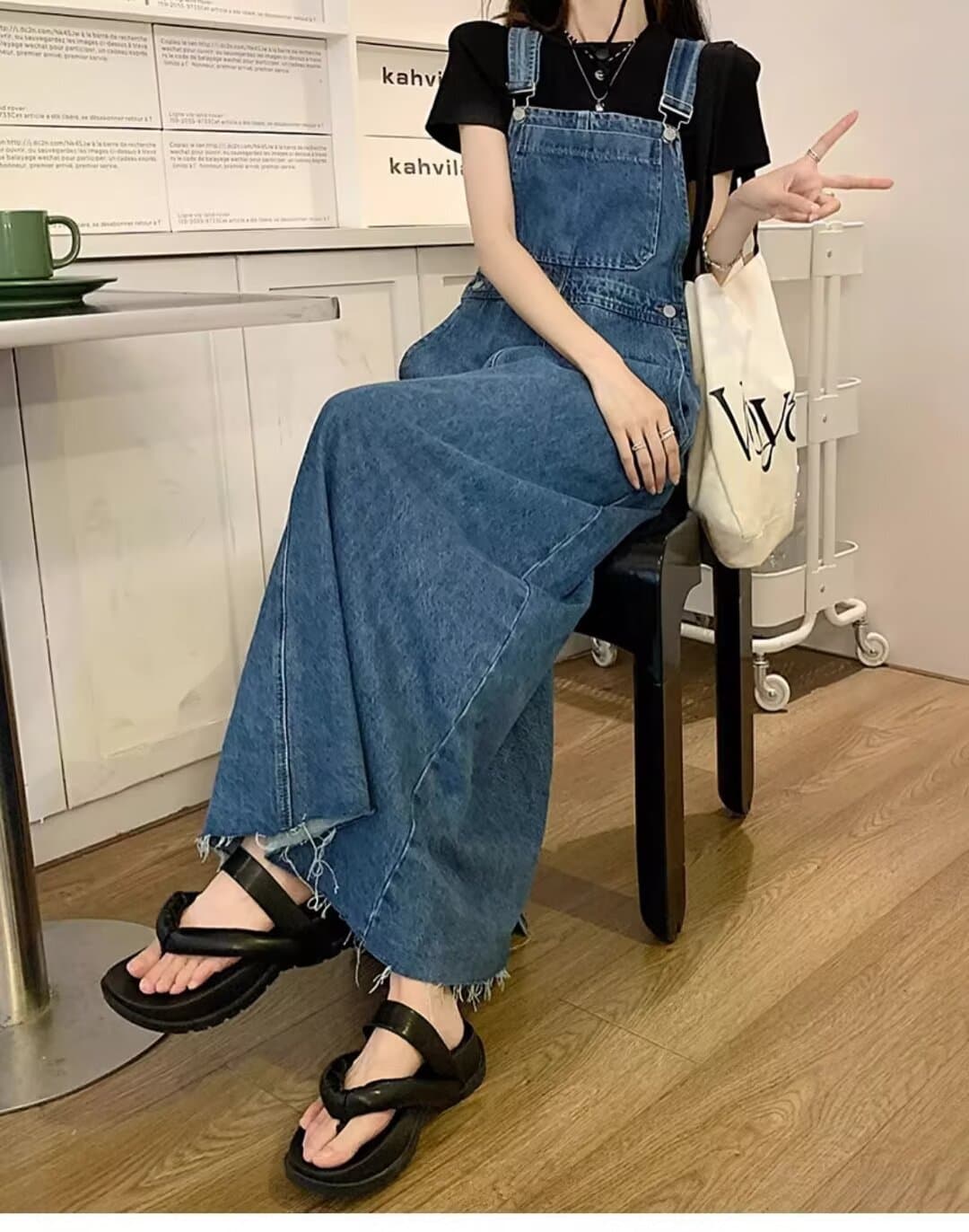 きれいめカジュアル デニムサロペットロングワンピース
