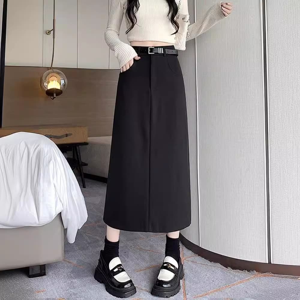 きれいめカジュアル 高腰ベルト付きロングタイトスカート