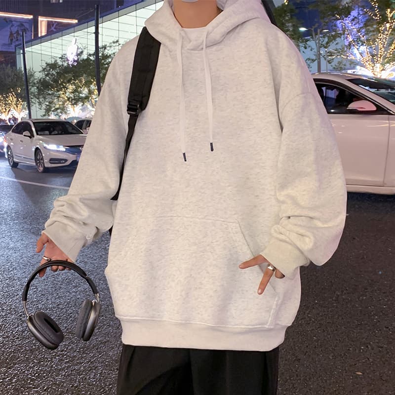 きれいめカジュアル ゆったりシルエットフーディー