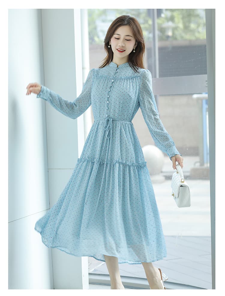 きれいめカジュアル 小花柄ティアードロング袖ワンピース