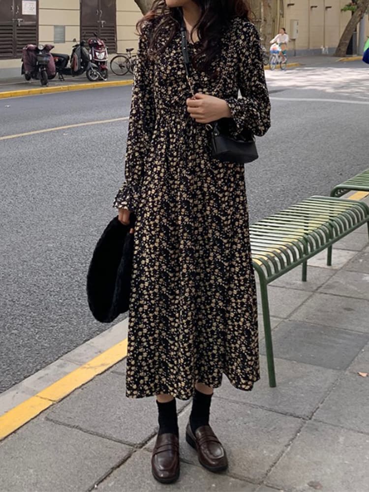 きれいめカジュアル 小花柄長袖ミディ丈ワンピース