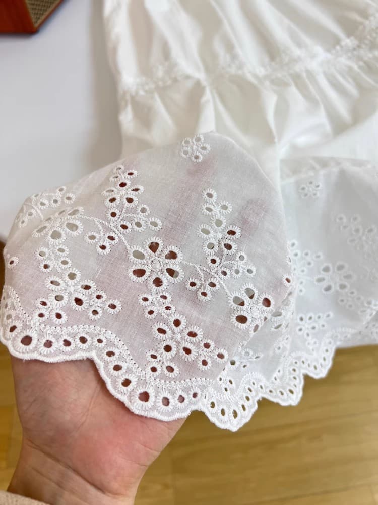 きれいめカジュアル 裾刺繍レース切替ティアードロングスカート