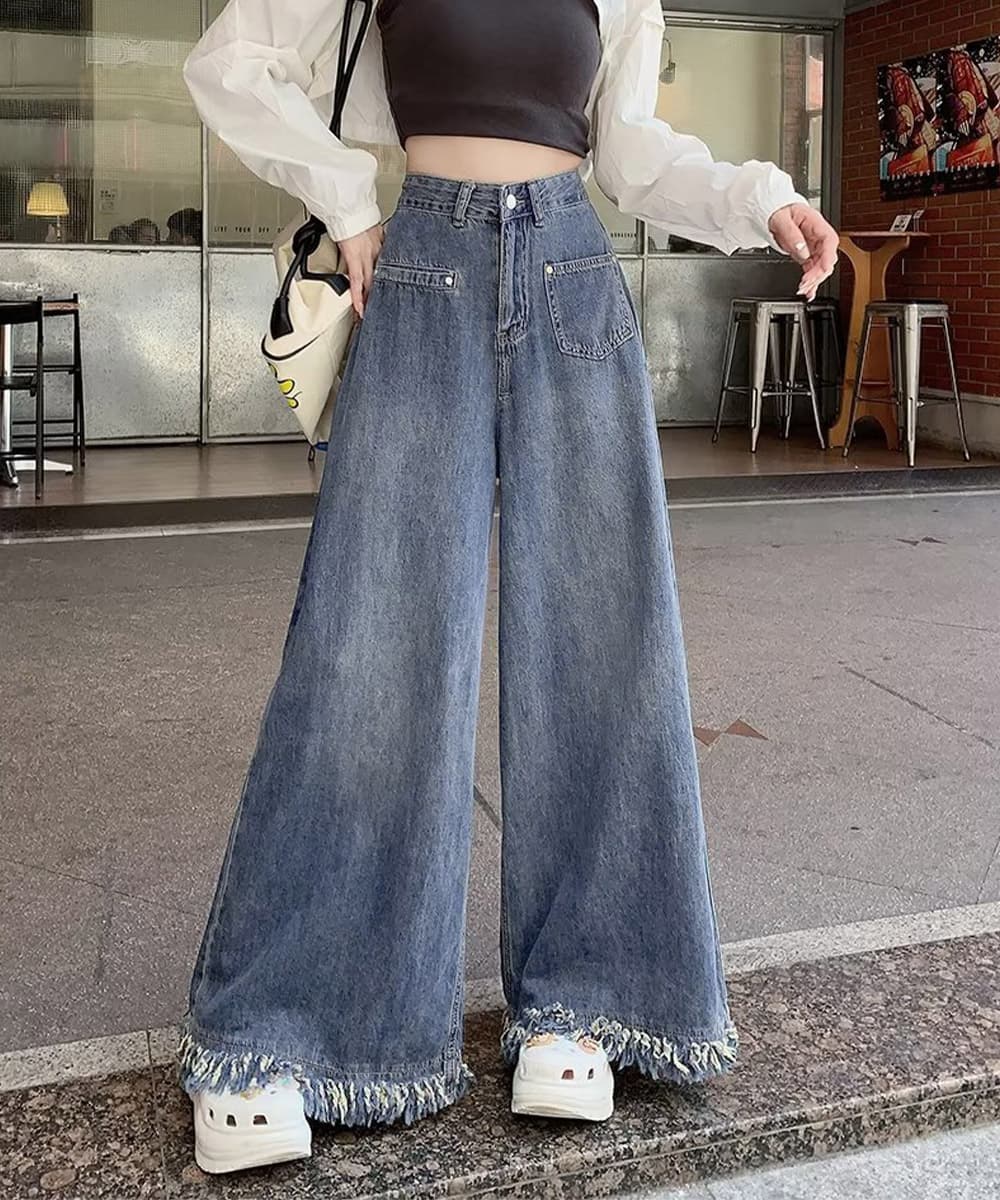 きれいめカジュアル 裾フリンジ ワイドデニムパンツ 美脚