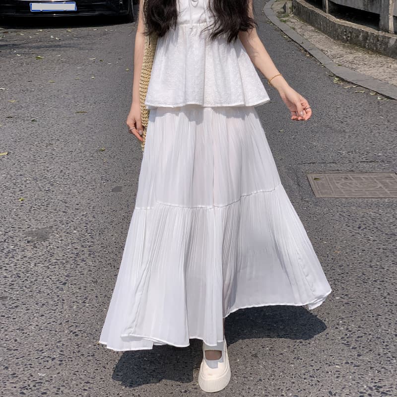 きれいめカジュアル ふんわり三段ティアードロングスカート