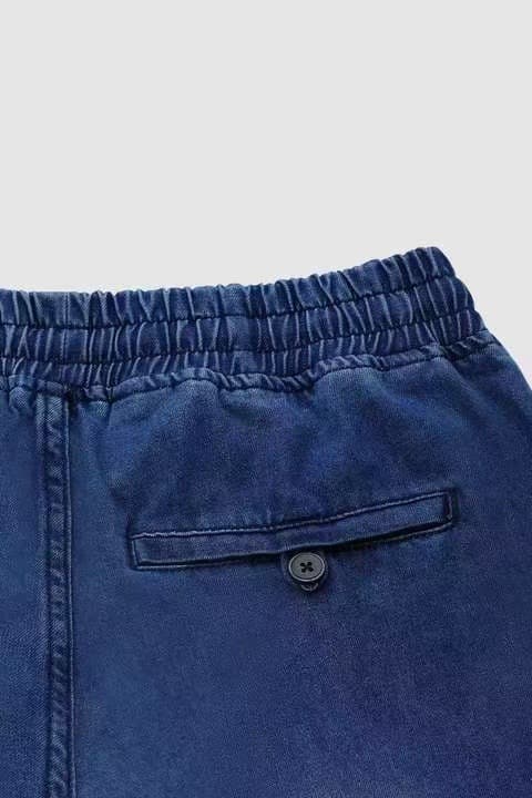 きれいめカジュアル ゆったりワイドシルエット紐付きデニムパンツ