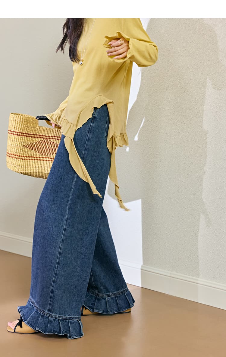 きれいめカジュアル 裾フリル付きワイドストレート長ズボン